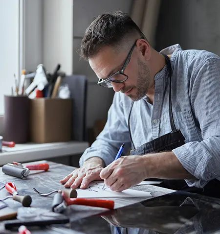 Designobjekte und Figuren